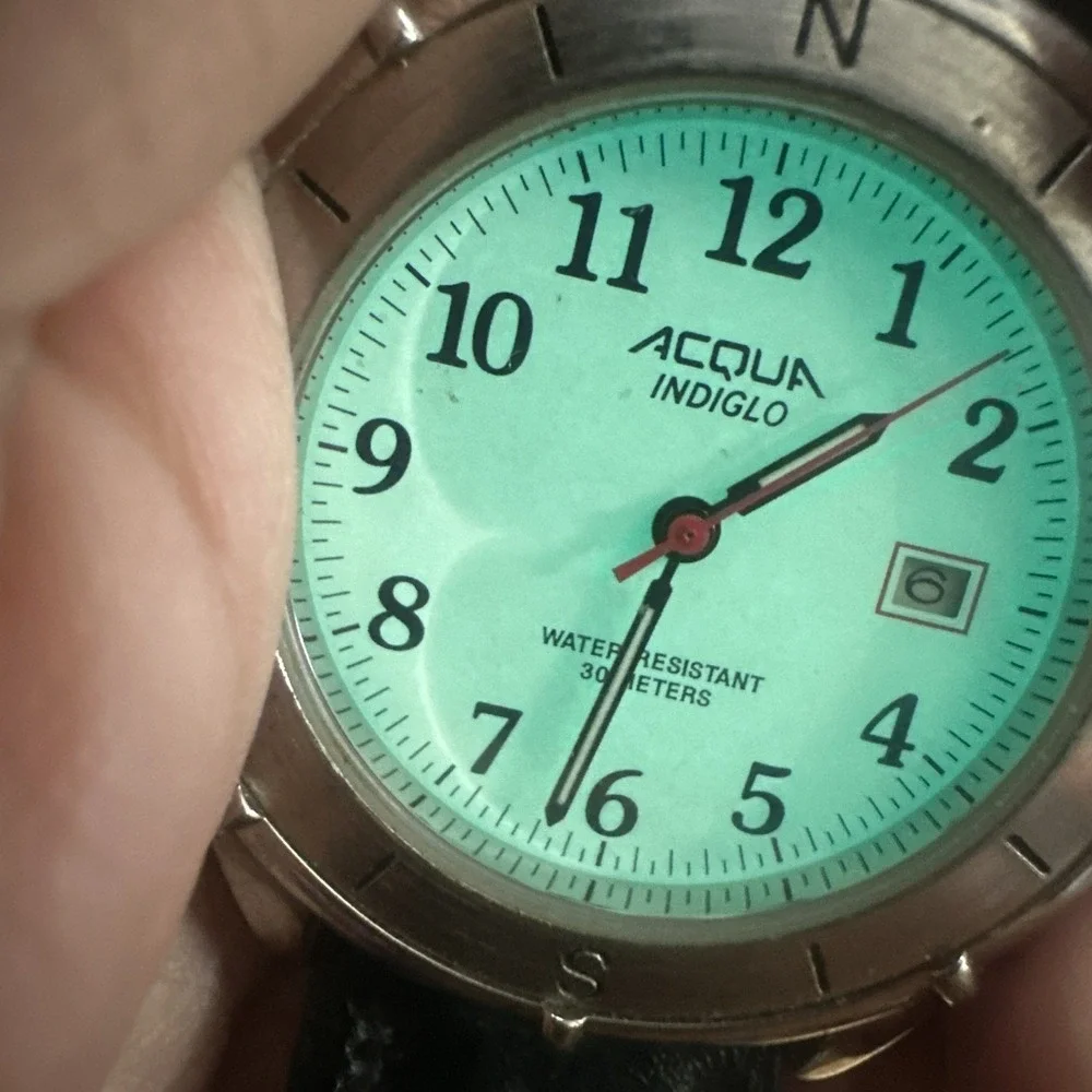 Working ACQUA Indiglo Mens‎ watch New Battery Arrow Glow In Dark Date Black 40mm